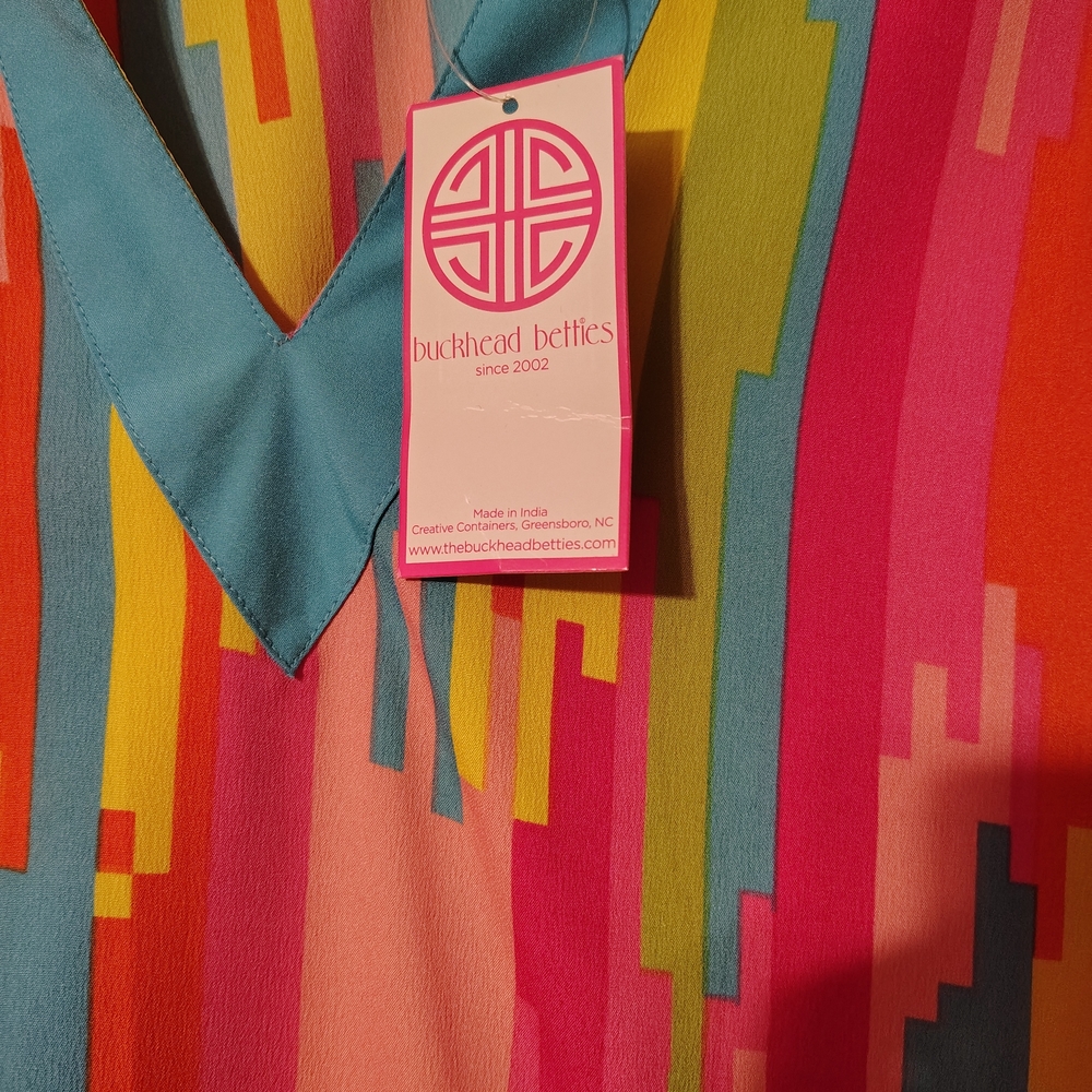 Buckhead Betties Geometric Tunic Top - Picture 3 of 4